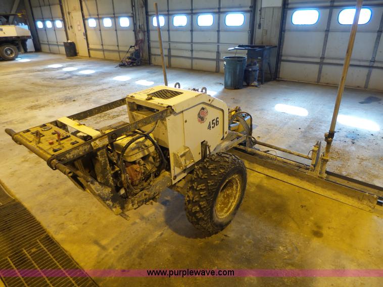 image for item L5557 Somero S9210 Copperhead self-propelled laser screed