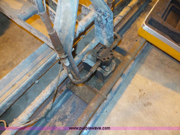 image for item L5557 Somero S9210 Copperhead self-propelled laser screed