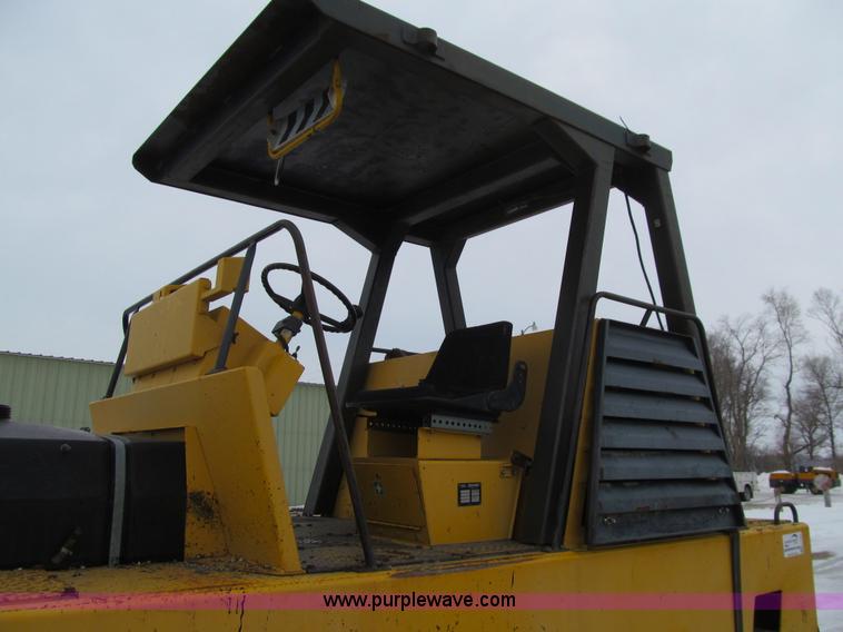 image for item L5565 Bomag BW12R pneumatic roller