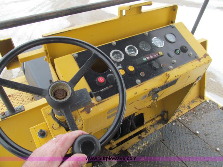 image for item L5565 Bomag BW12R pneumatic roller