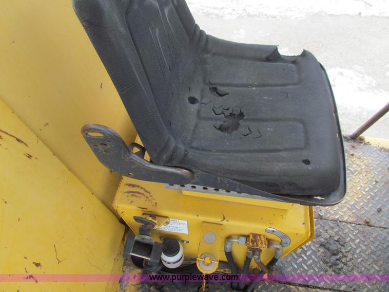 image for item L5565 Bomag BW12R pneumatic roller