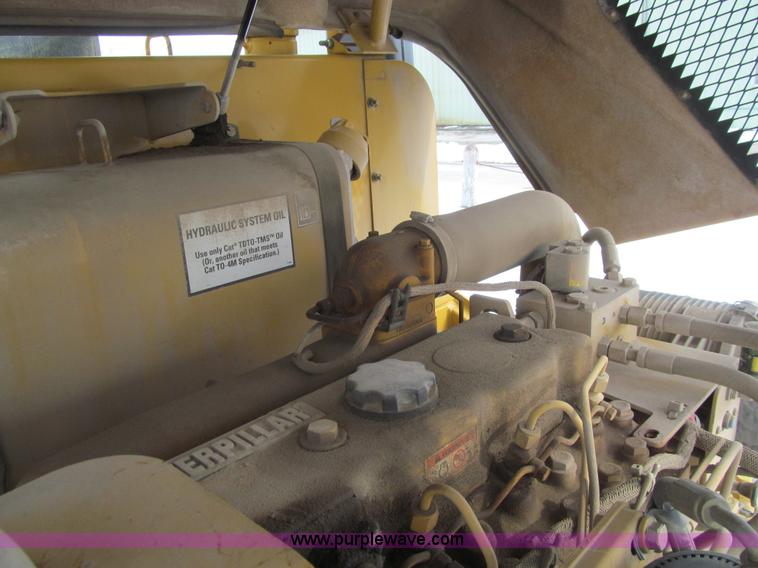 image for item L5566 2003 Caterpillar PS-150B pneumatic roller