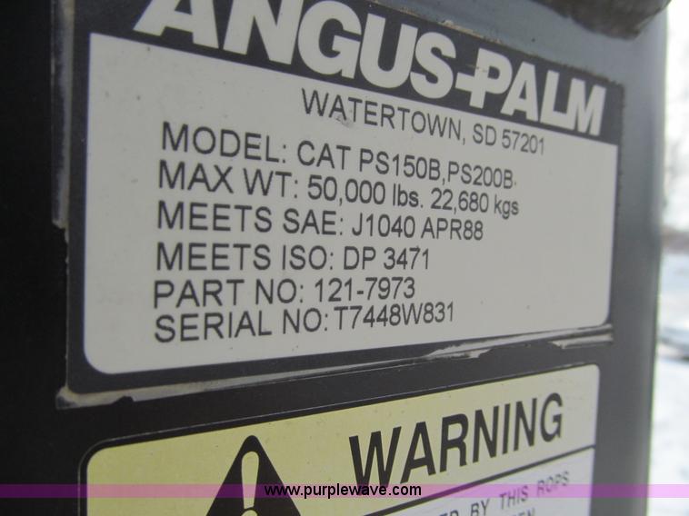 image for item L5566 2003 Caterpillar PS-150B pneumatic roller