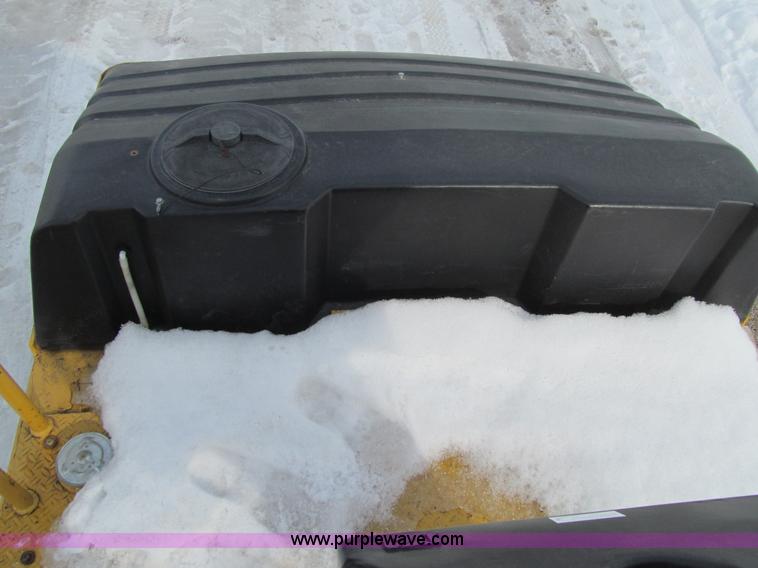 image for item L5566 2003 Caterpillar PS-150B pneumatic roller