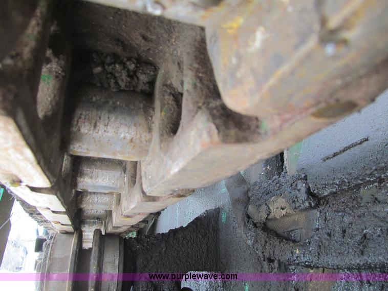 image for item L5567 1996 Barber Greene BG225B paver