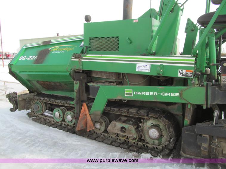 image for item L5567 1996 Barber Greene BG225B paver