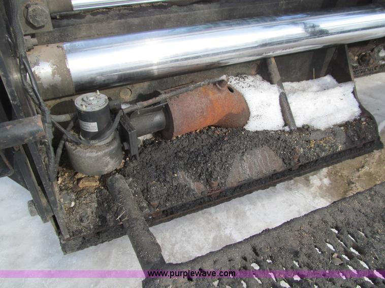 image for item L5567 1996 Barber Greene BG225B paver