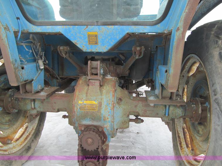 image for item L5569 Ford 2600 tractor