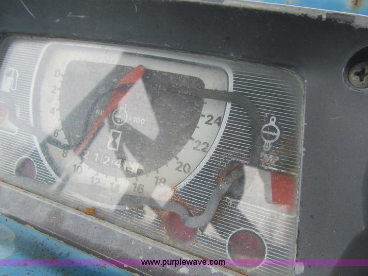 image for item L5569 Ford 2600 tractor