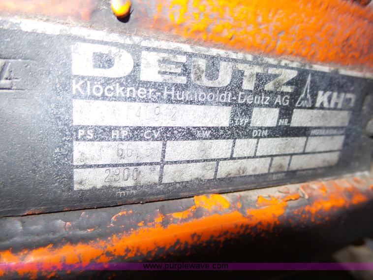 image for item L5580 Deutz F4L912 four cylinder diesel engine