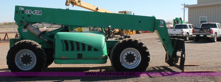 image for item L6826 2004 JLG G9-43A telehandler