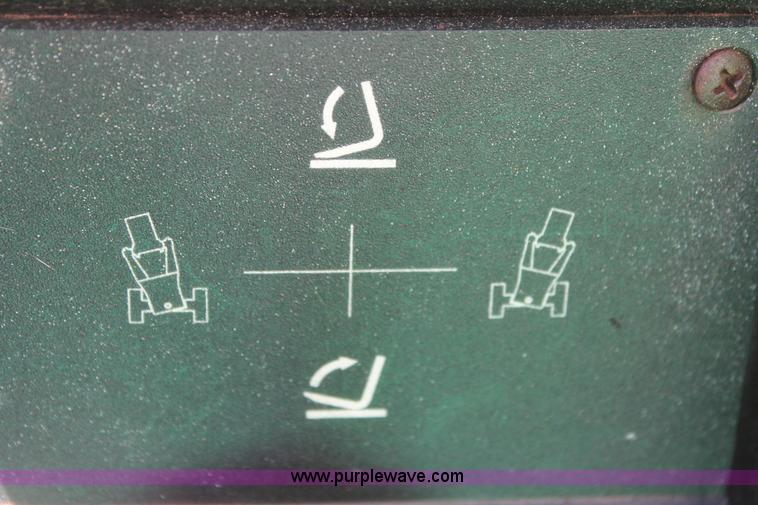 image for item L6826 2004 JLG G9-43A telehandler