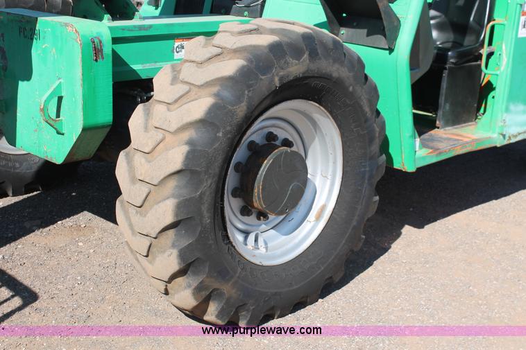 image for item L6826 2004 JLG G9-43A telehandler