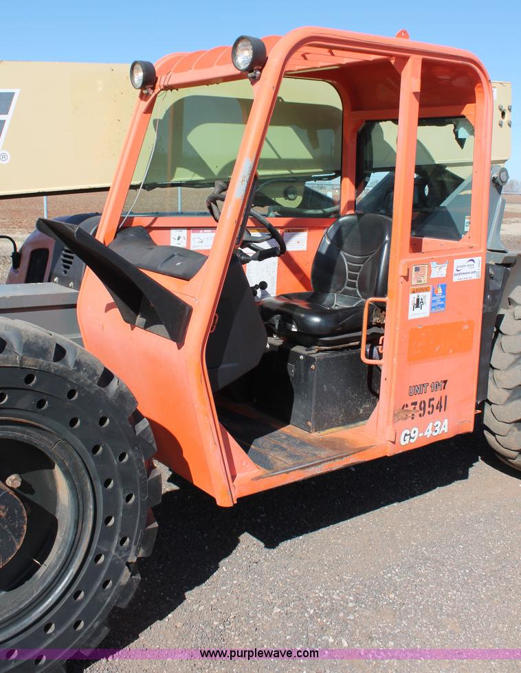 image for item L6827 2007 JLG G9-43A telehandler