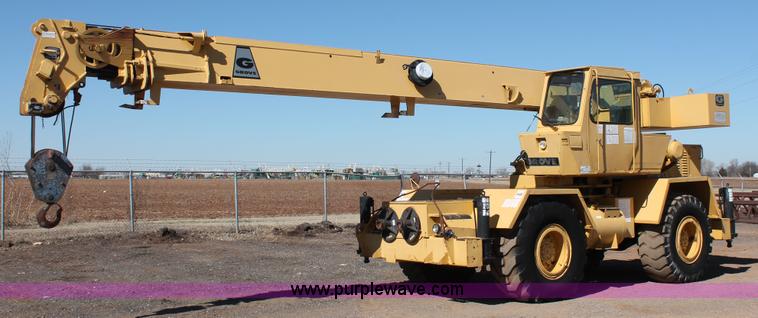 image for item L6828 1980 Grove RT522 rough terrain crane