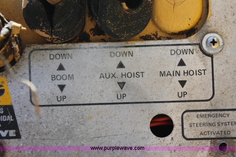 image for item L6828 1980 Grove RT522 rough terrain crane