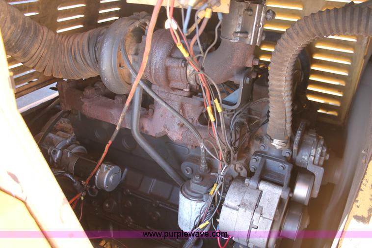 image for item L6828 1980 Grove RT522 rough terrain crane