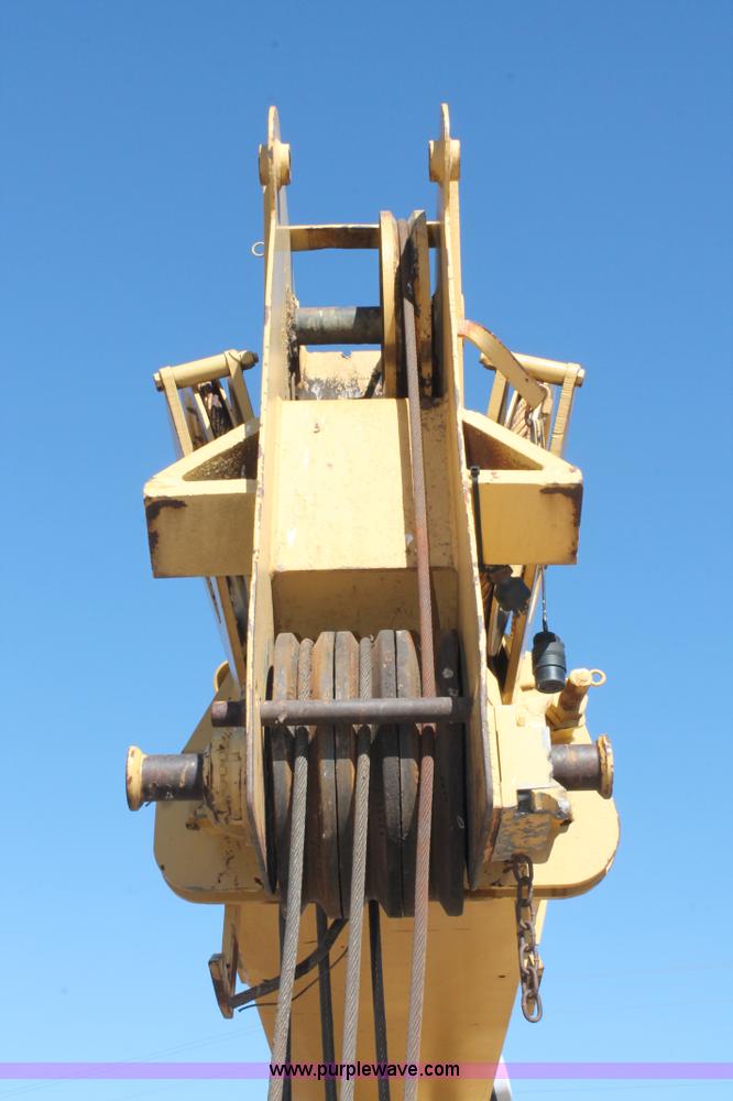 image for item L6828 1980 Grove RT522 rough terrain crane