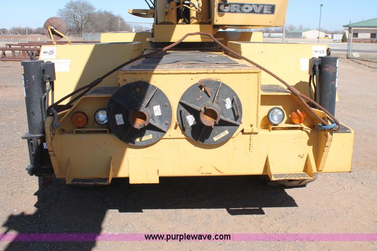 image for item L6828 1980 Grove RT522 rough terrain crane