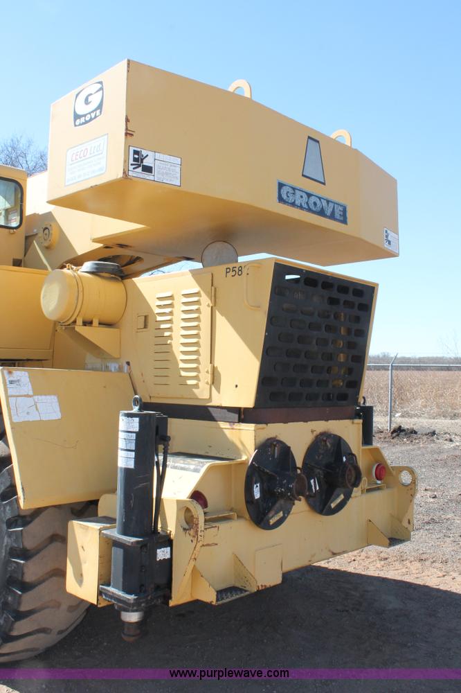 image for item L6828 1980 Grove RT522 rough terrain crane