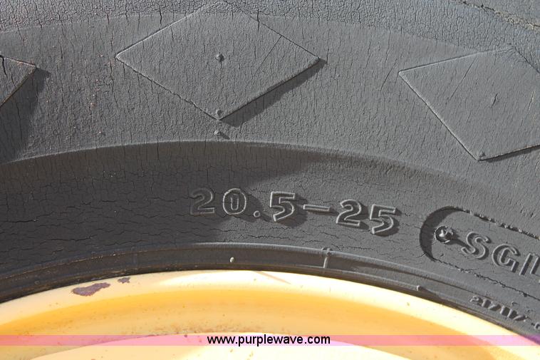 image for item L6828 1980 Grove RT522 rough terrain crane