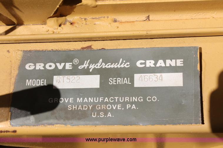 image for item L6828 1980 Grove RT522 rough terrain crane