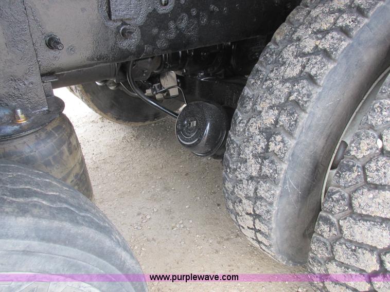 image for item L7099 2007 Mack CV713 dump truck