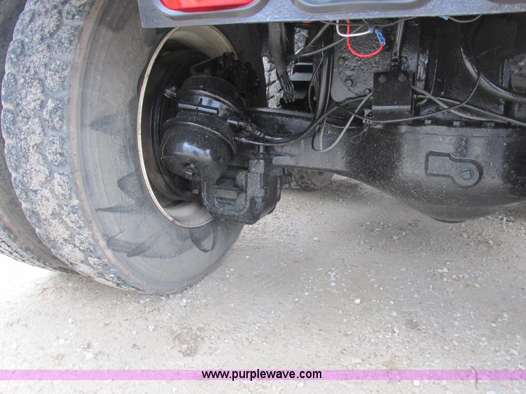 image for item L7099 2007 Mack CV713 dump truck