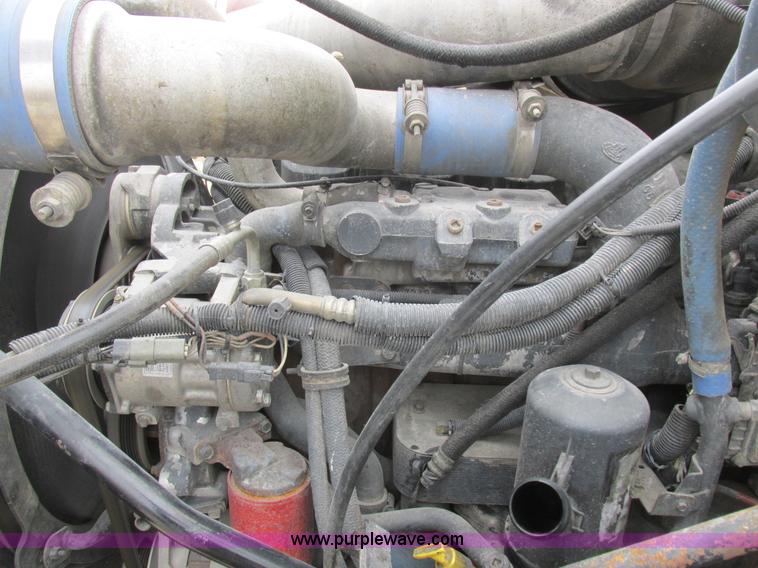 image for item L7099 2007 Mack CV713 dump truck