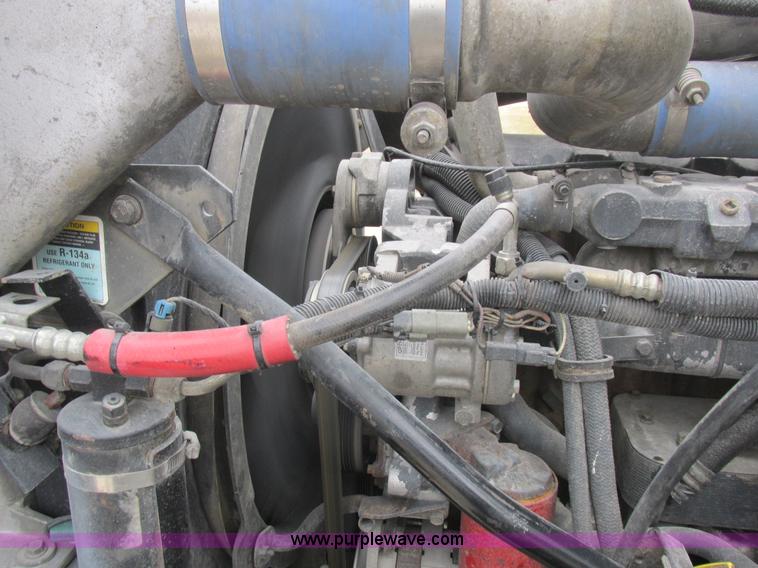 image for item L7099 2007 Mack CV713 dump truck