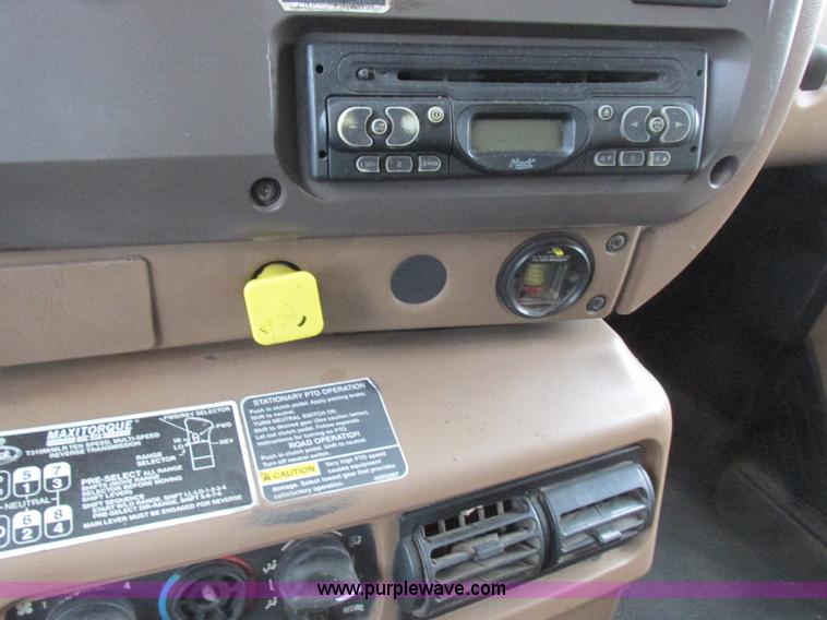 image for item L7099 2007 Mack CV713 dump truck