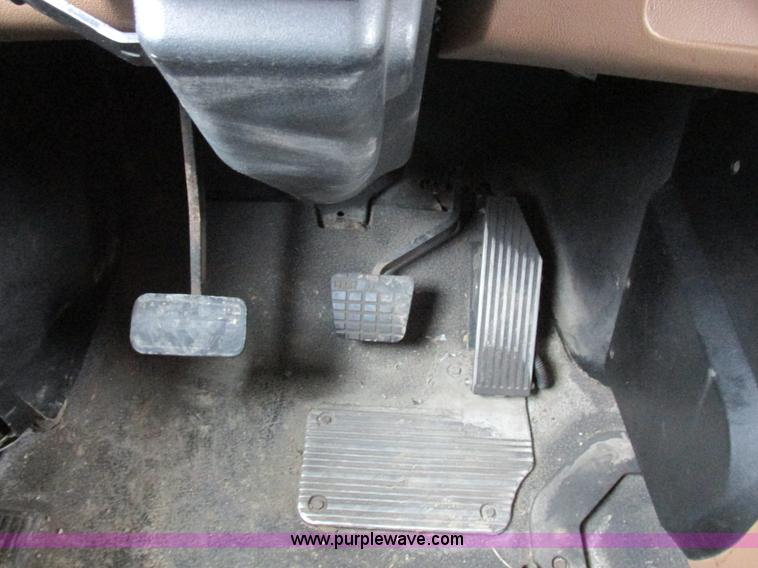 image for item L7099 2007 Mack CV713 dump truck