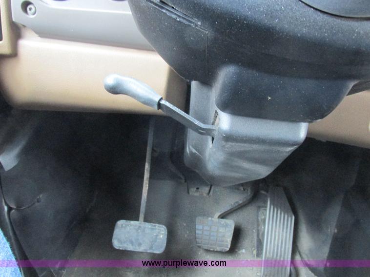 image for item L7099 2007 Mack CV713 dump truck