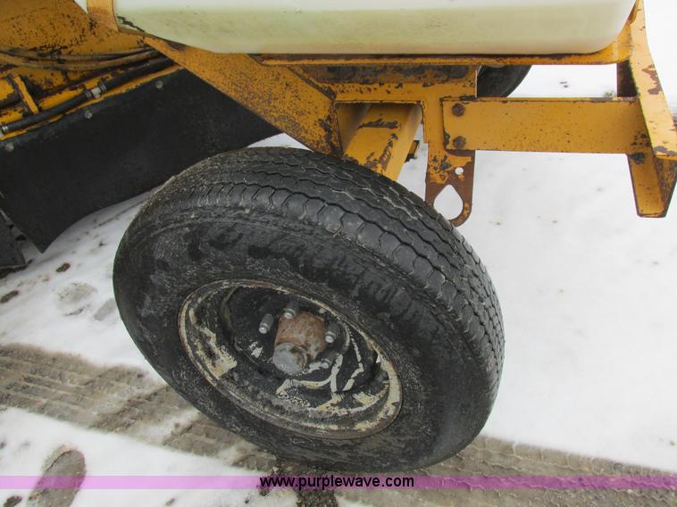 image for item L7115 1995 Waldon SM25 broom