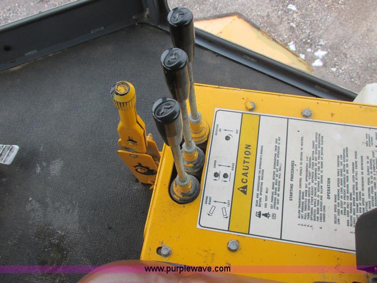 image for item L7115 1995 Waldon SM25 broom