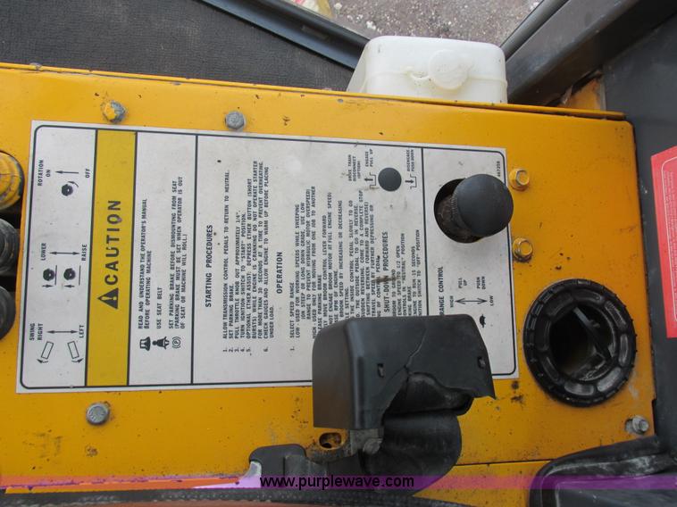 image for item L7115 1995 Waldon SM25 broom