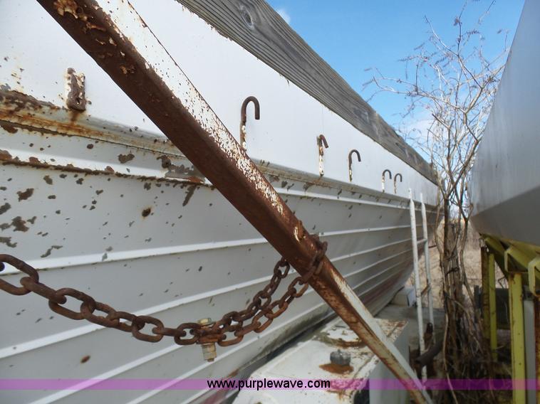 image for item N9389 Flowboy 16TB-500 live bottom bed