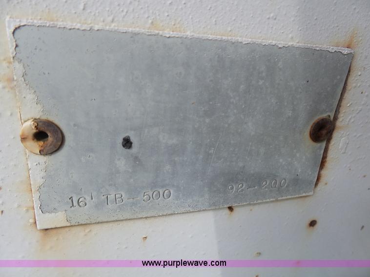 image for item N9389 Flowboy 16TB-500 live bottom bed