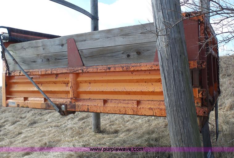 image for item N9390 Crysteel dump bed