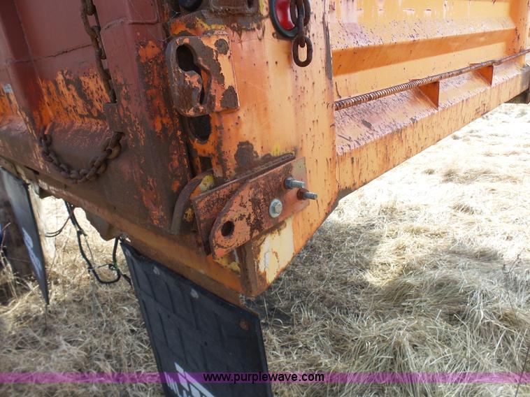 image for item N9390 Crysteel dump bed