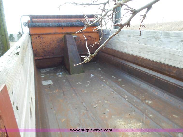 image for item N9390 Crysteel dump bed