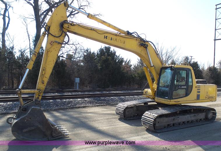 image for item N9392 1994 Komatsu PC200LC-6L excavator
