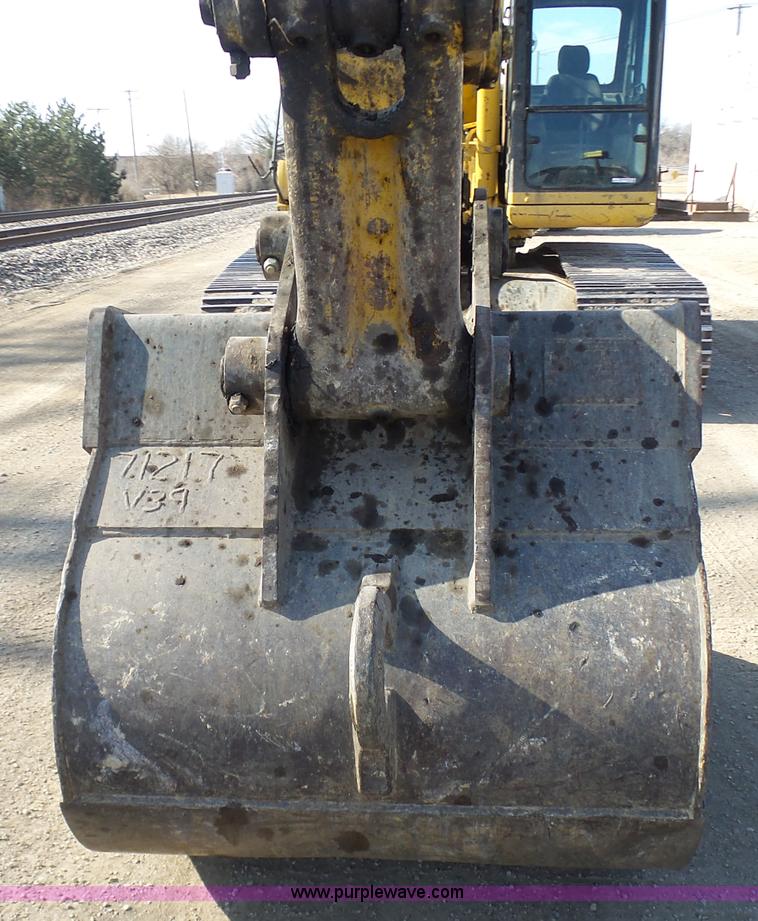 image for item N9392 1994 Komatsu PC200LC-6L excavator