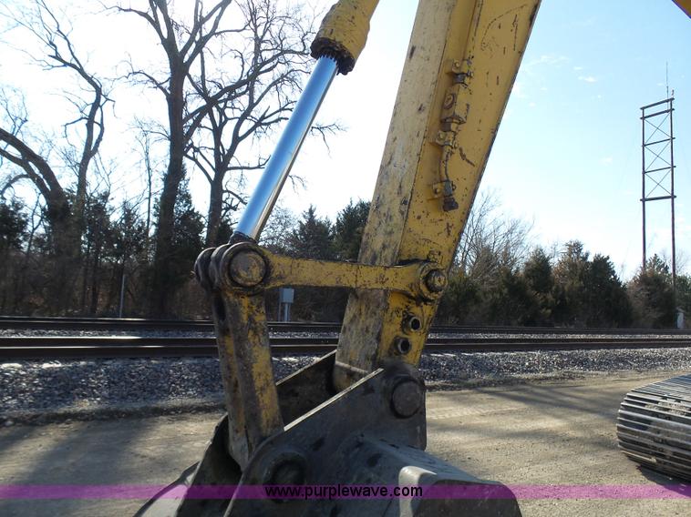 image for item N9392 1994 Komatsu PC200LC-6L excavator