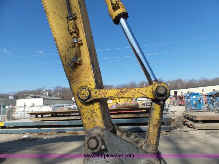image for item N9392 1994 Komatsu PC200LC-6L excavator