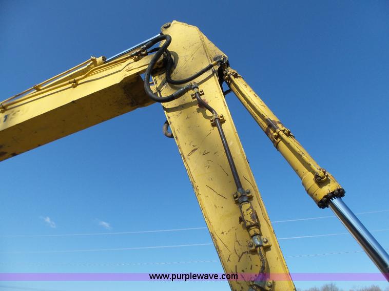 image for item N9392 1994 Komatsu PC200LC-6L excavator