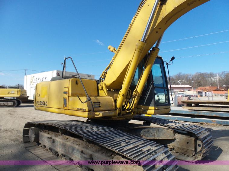 image for item N9392 1994 Komatsu PC200LC-6L excavator