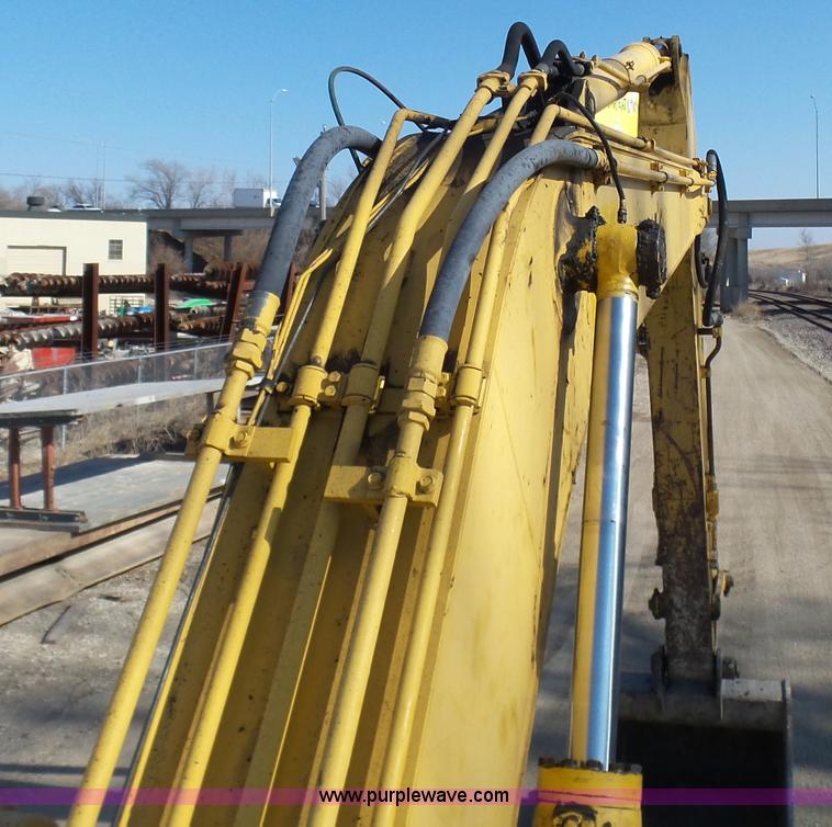 image for item N9392 1994 Komatsu PC200LC-6L excavator