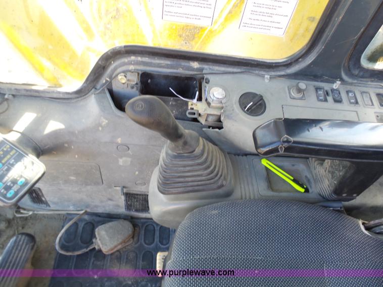 image for item N9392 1994 Komatsu PC200LC-6L excavator