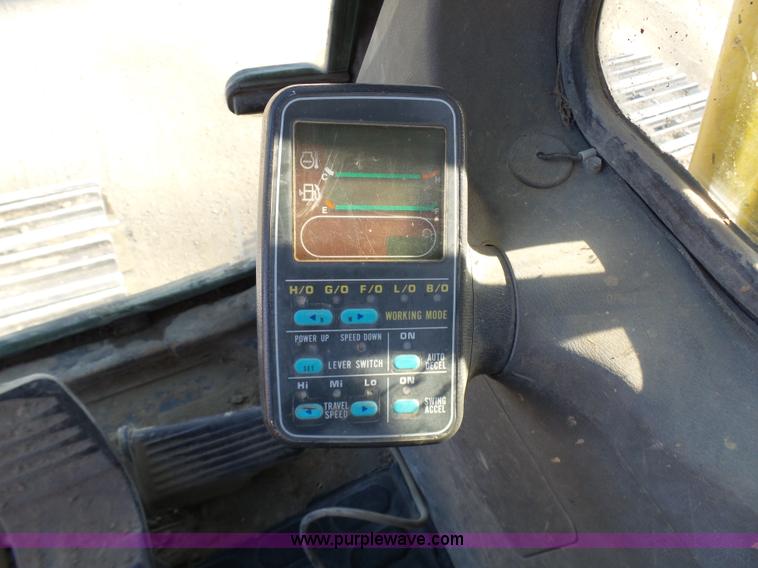 image for item N9392 1994 Komatsu PC200LC-6L excavator